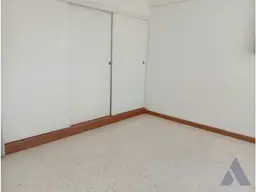 Vista 44
