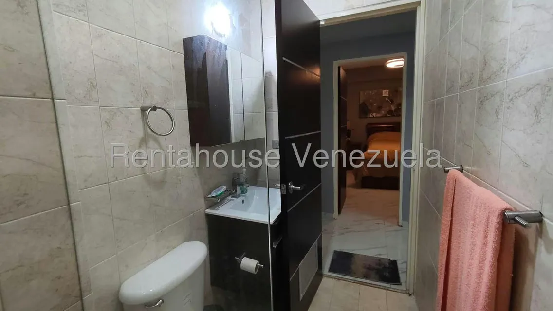 Apartamento (Duplex) en Alquiler en Oripoto, Distrito Metropolitano - 17
