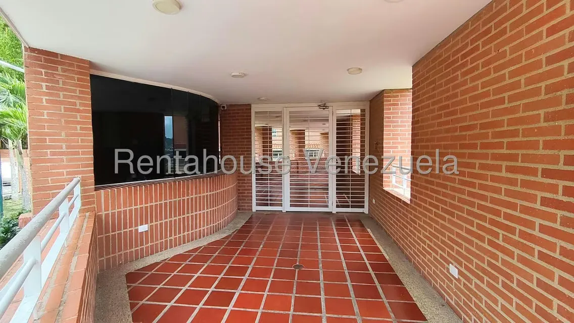 Apartamento (Duplex) en Alquiler en Oripoto, Distrito Metropolitano - 2