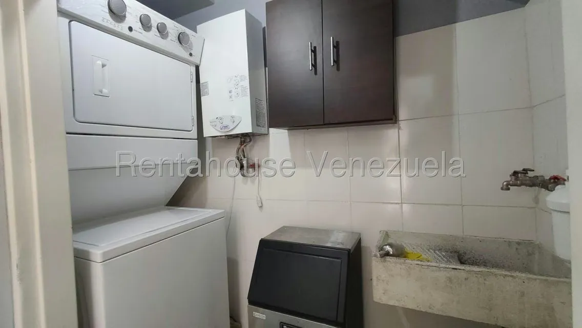 Apartamento (Duplex) en Alquiler en Oripoto, Distrito Metropolitano - 33