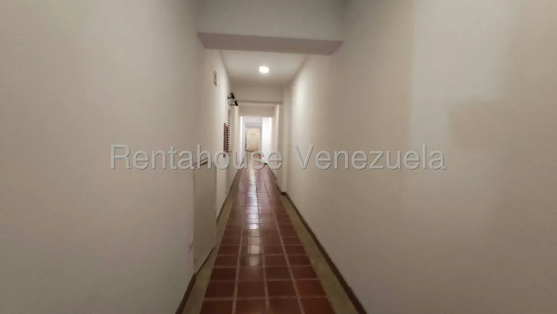 Apartamento (Duplex) en Alquiler en Oripoto, Distrito Metropolitano - 34