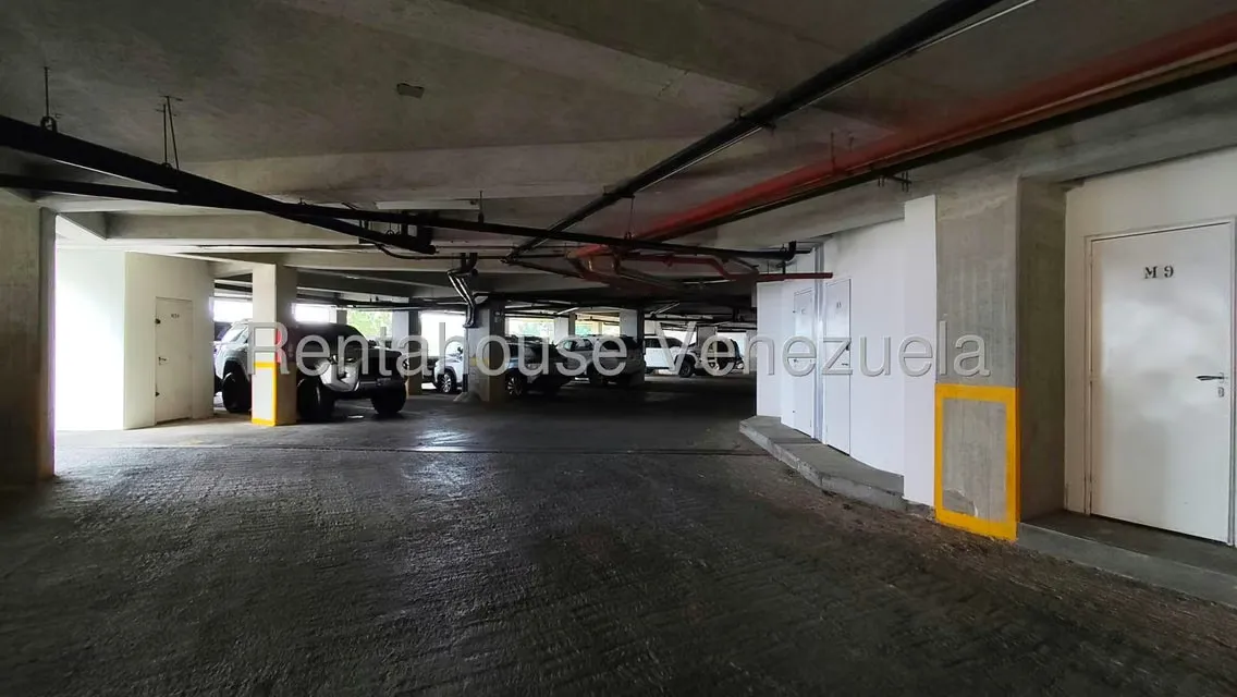 Apartamento (Duplex) en Alquiler en Oripoto, Distrito Metropolitano - 37
