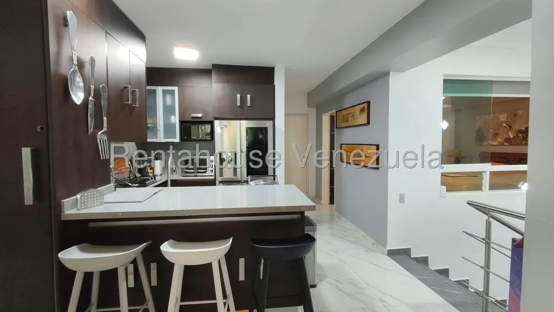 Apartamento (Duplex) en Alquiler en Oripoto, Distrito Metropolitano - 6