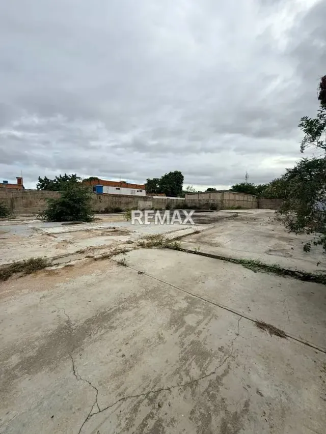 EN VENTA TERRENO EN LA AV. ARANZAZU VALENCIA - 6