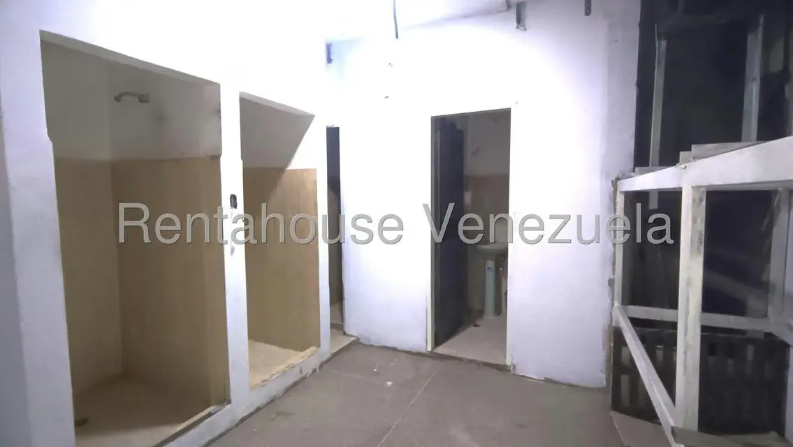 Galpon - Deposito en Alquiler en Catia, Distrito Metropolitano - 9