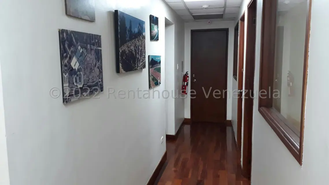 Casa (1 Nivel) en Venta en La Castellana, Distrito Metropolitano - 9
