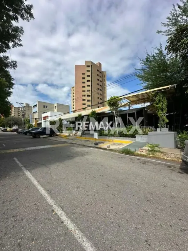 Locales comerciales en Venta Av. 4 Bella Vista - 2