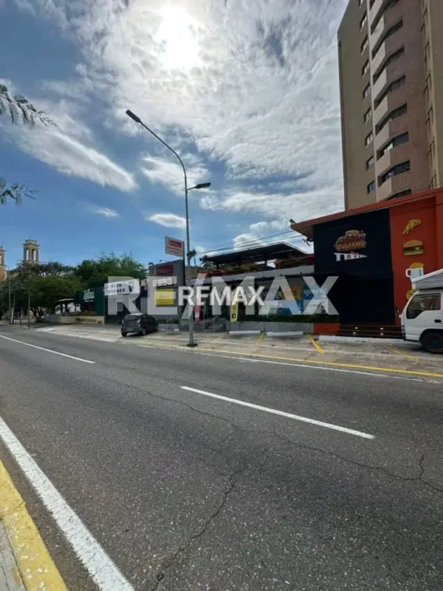 Locales comerciales en Venta Av. 4 Bella Vista - 3