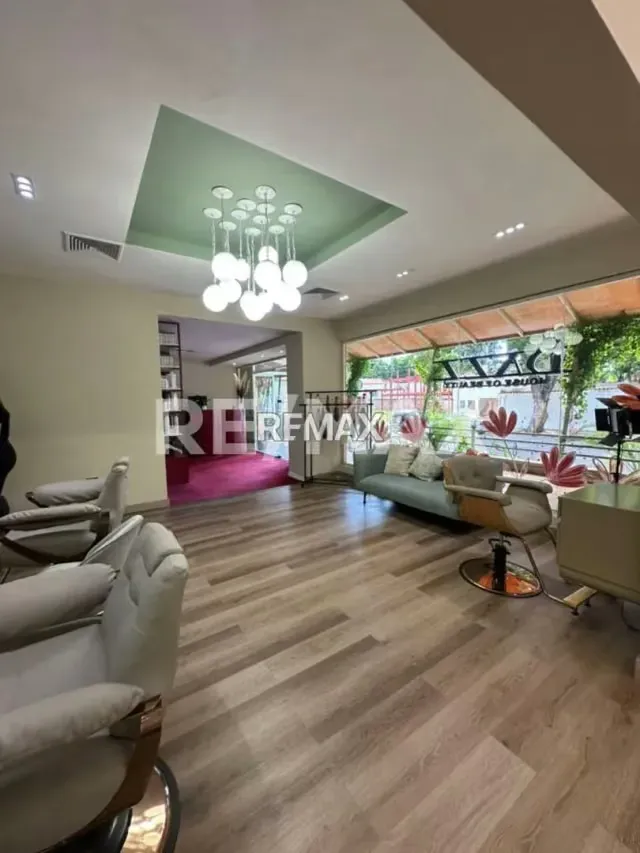 Locales comerciales en Venta Av. 4 Bella Vista - 10