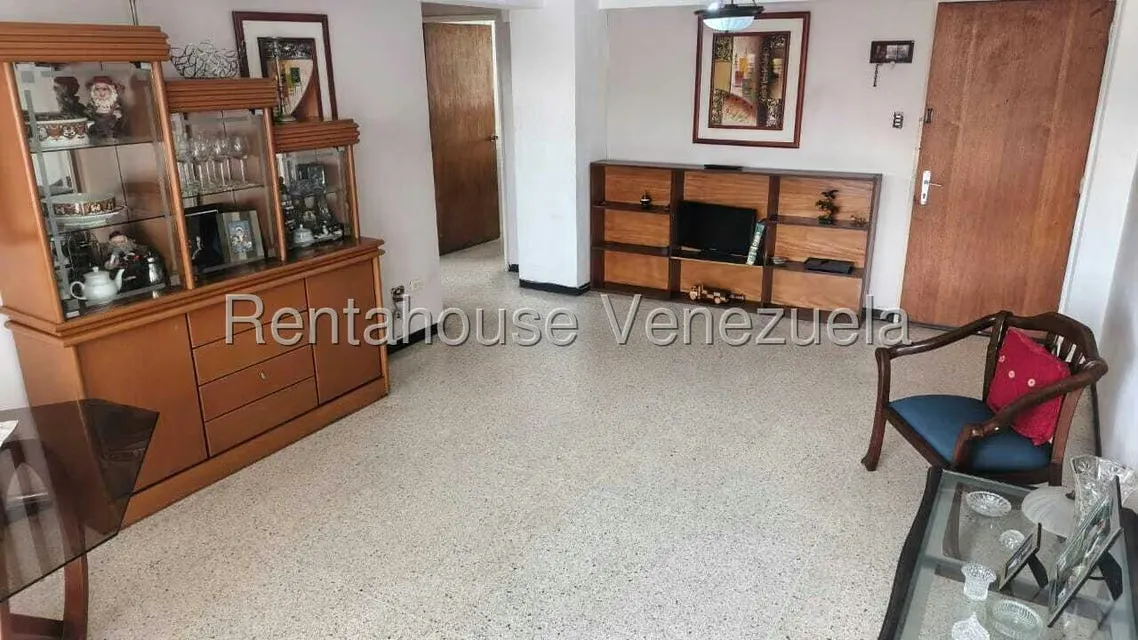 Apartamento (1 Nivel) en Venta en Catia, Distrito Metropolitano - 3