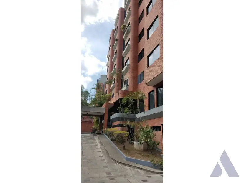 Alquilo PH duplex 225m2 Valle Arriba 6269