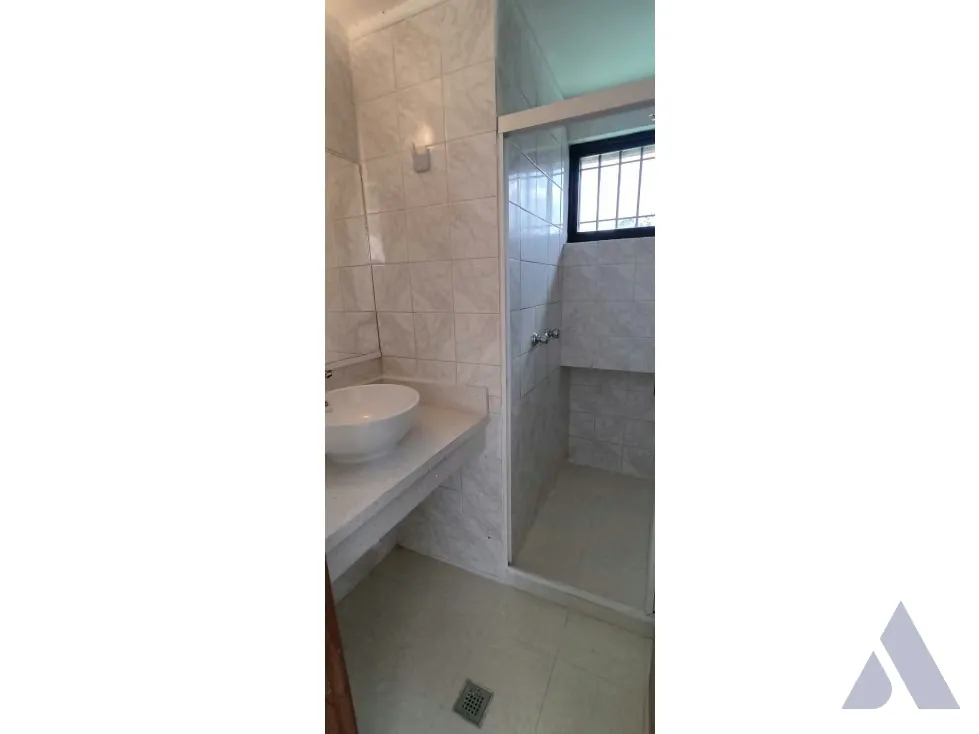 Alquilo PH duplex 225m2 Valle Arriba 6269 - 6