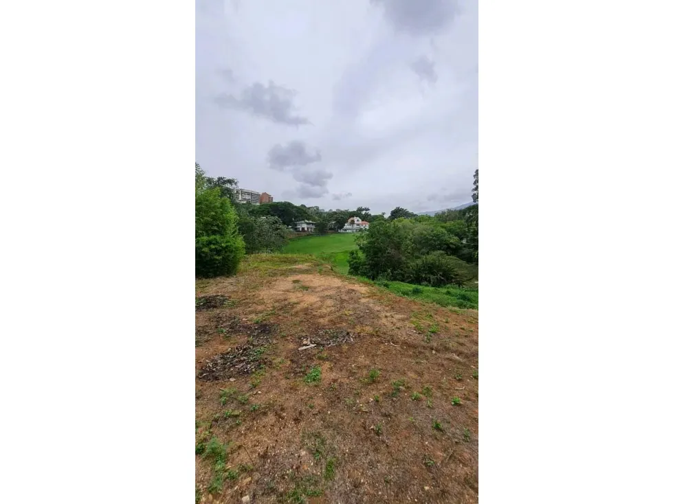 Vendo terreno c/ vista al Ávila 2200m2 Valle Arriba 7833 - 9