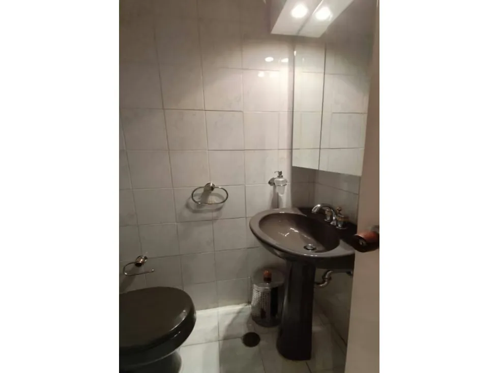 Vendo oficina 54.35m2 Torre Humboldt Prados del Este 0795 - 6