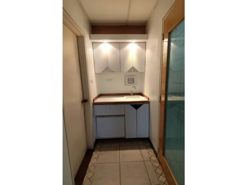 Vendo oficina 54.35m2 Torre Humboldt Prados del Este 0795 - 7