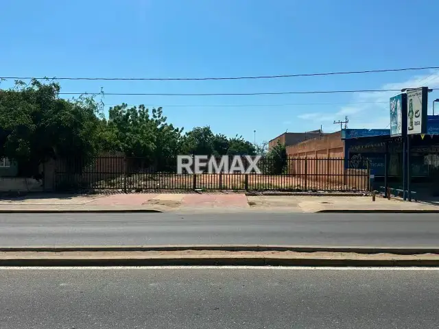 Terreno con Potencial Comercial en venta en la Avenida 5 de San Francisco