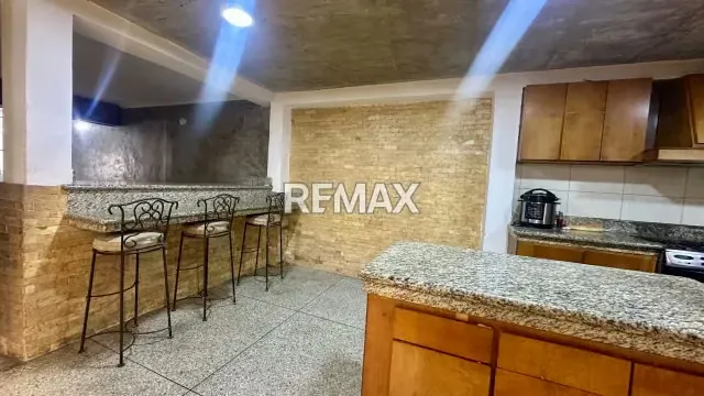 Amplia casa en venta en la urbanización Los Sauces, Valencia - 8