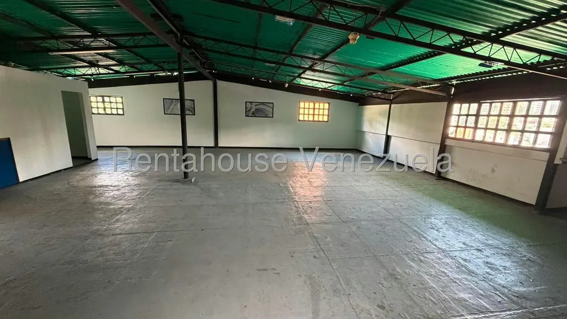 Galpon - Deposito en Venta en Bello Monte, Distrito Metropolitano - 2