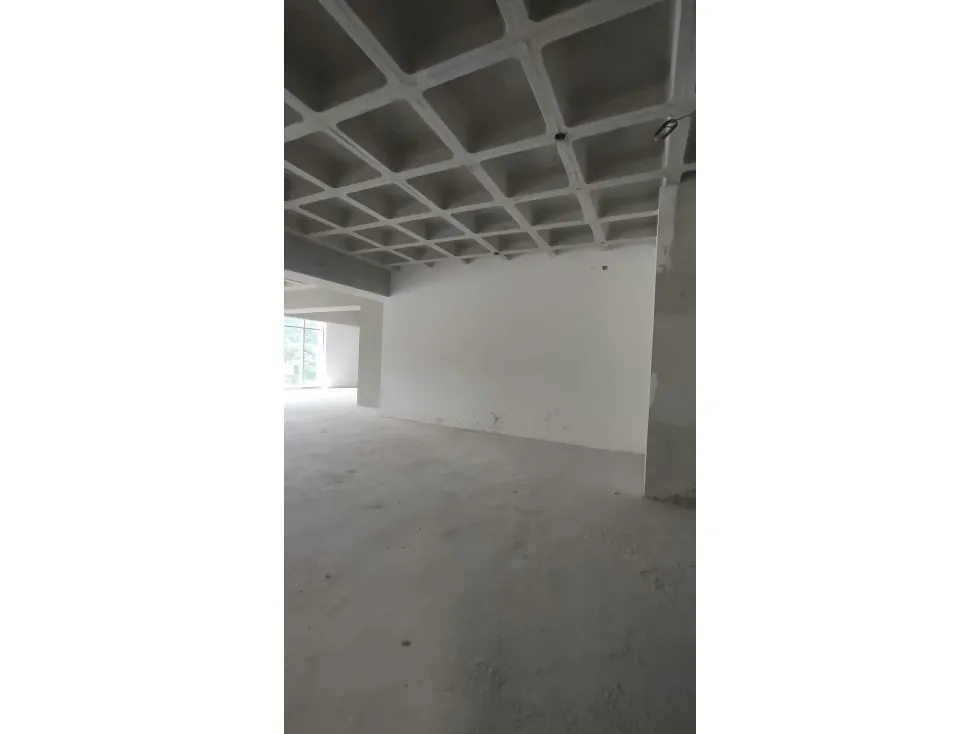 Se alquila Oficina 140m² Las Mercedes - 3