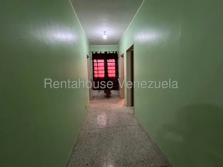 Casa (1 Nivel) en Venta en Municipio Guaicaipuro, Miranda - 32