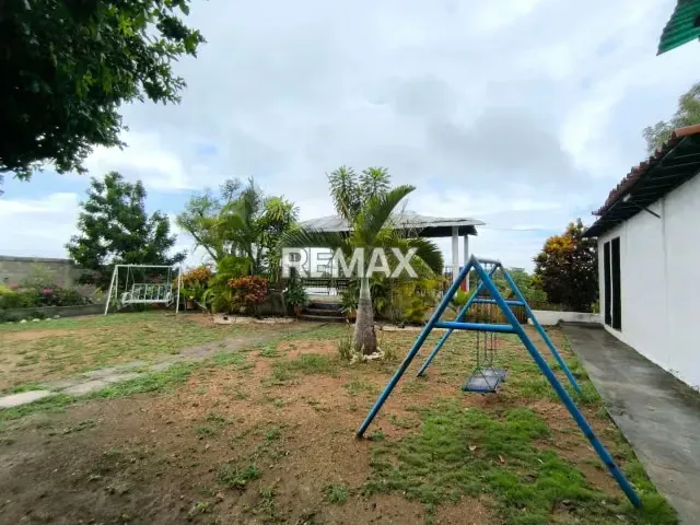 Bella Casa en Venta - Aguaviva Cabudare - 2