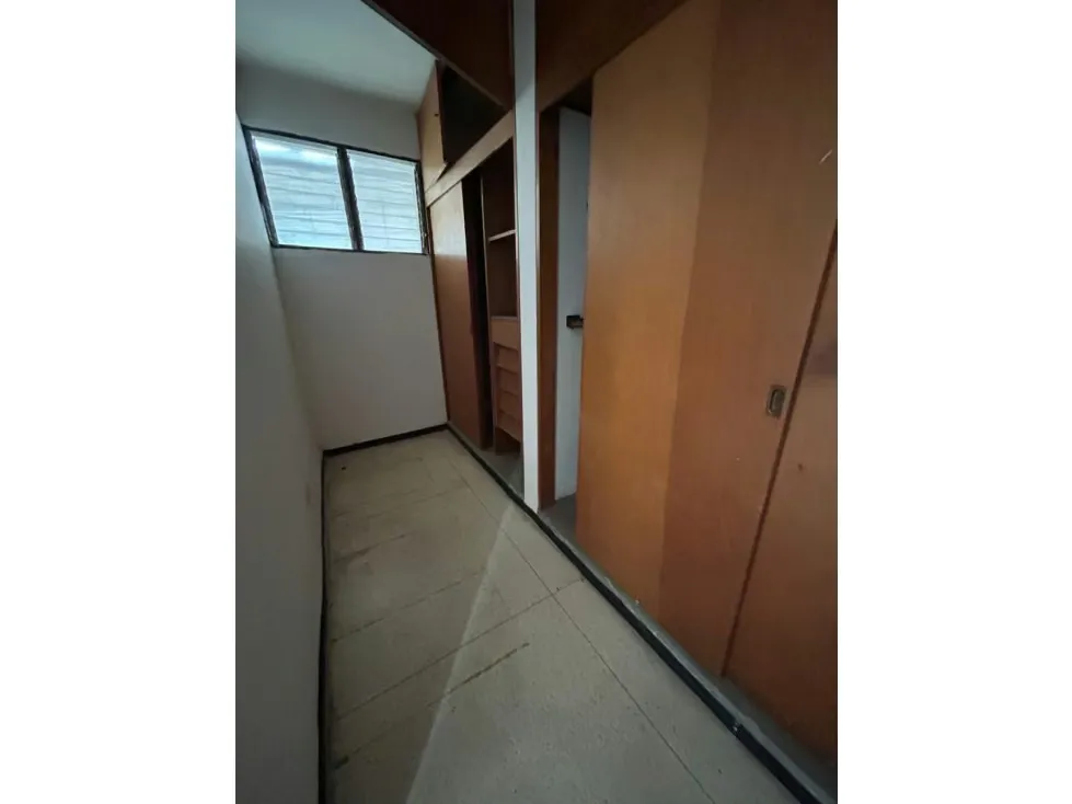 Se vende casa 500m2 Colinas de Bello Monte 4683 - 13