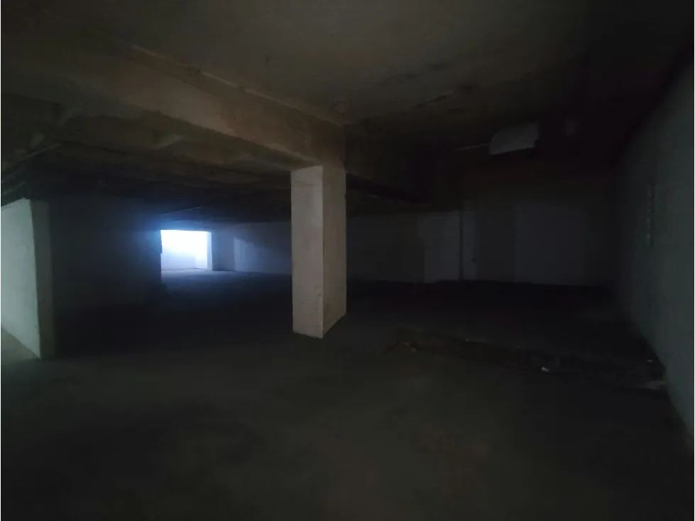 Se alquila Planta Industrial/depósito 1.300 m2 Boleíta Norte 0591 - 14
