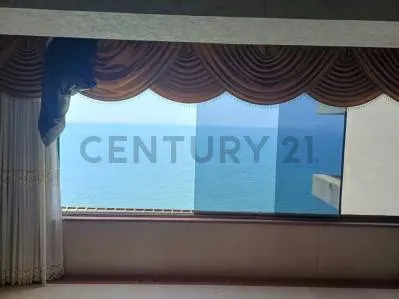 En venta Espectacular Apartamento de lujo en puerto la cruz - 10
