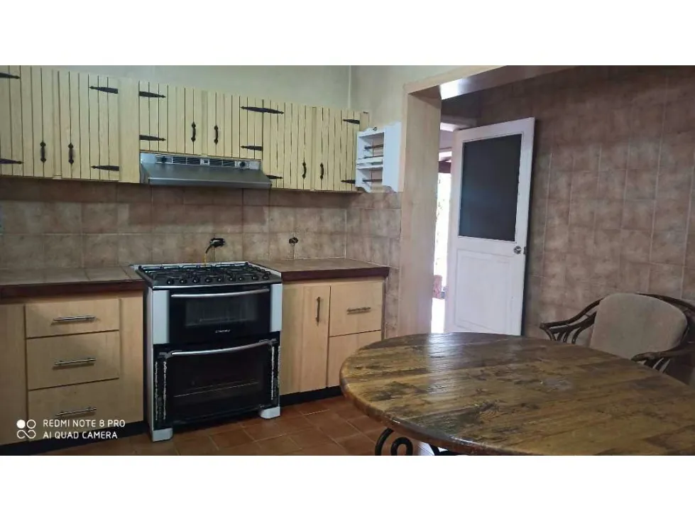 Se vende casa 650m2 Las Castellana 9572 - 14