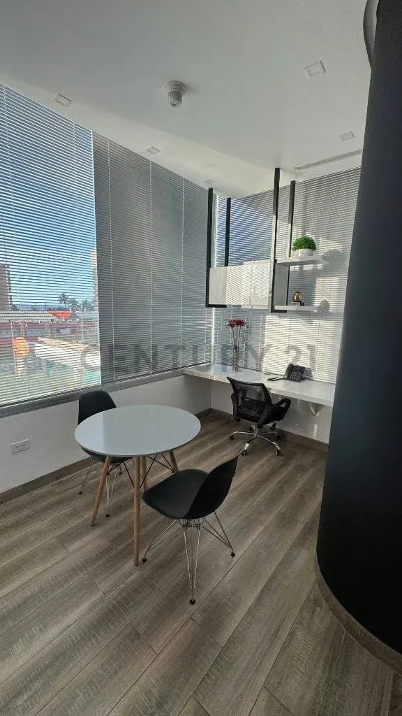 Oficina en venta en Lecheria Centro Empresarial Bahia Lido - 8