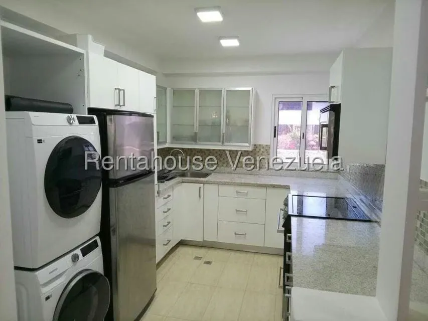 Apartamento (1 Nivel) en Alquiler en Playa Moreno, Nueva Esparta - 13