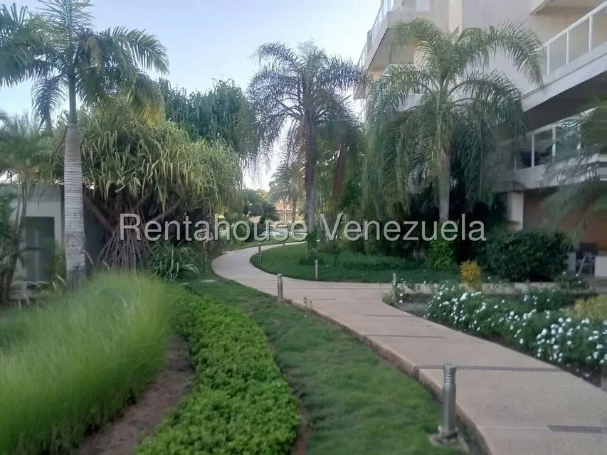 Apartamento (1 Nivel) en Alquiler en Playa Moreno, Nueva Esparta - 4