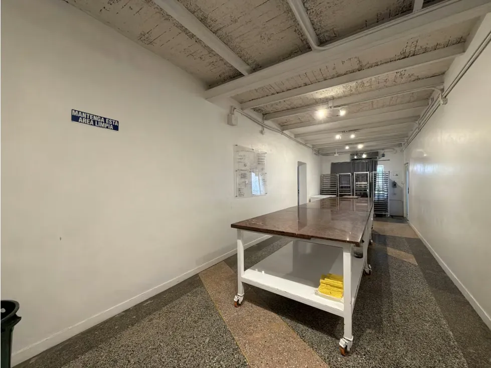 Alquilo casa comercial 699m2 Alta Florida 6376 - 16