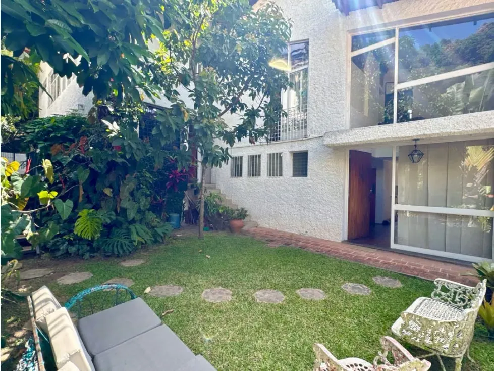 En Alquiler Casa en Colinas de Bello Monte. Baruta Caracas - 2