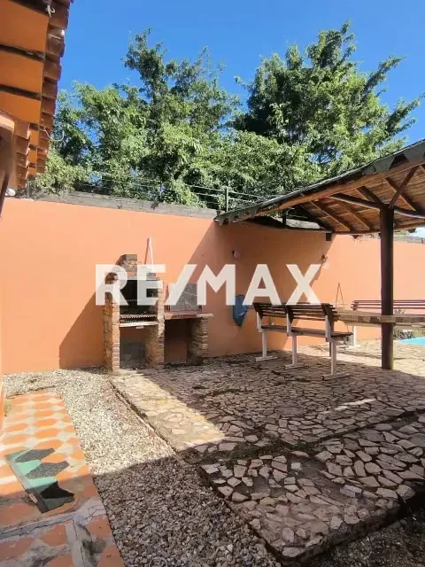 En venta casa con piscina y anexo en El Guayabal, La Asunción, Isla de Margarita. - 18