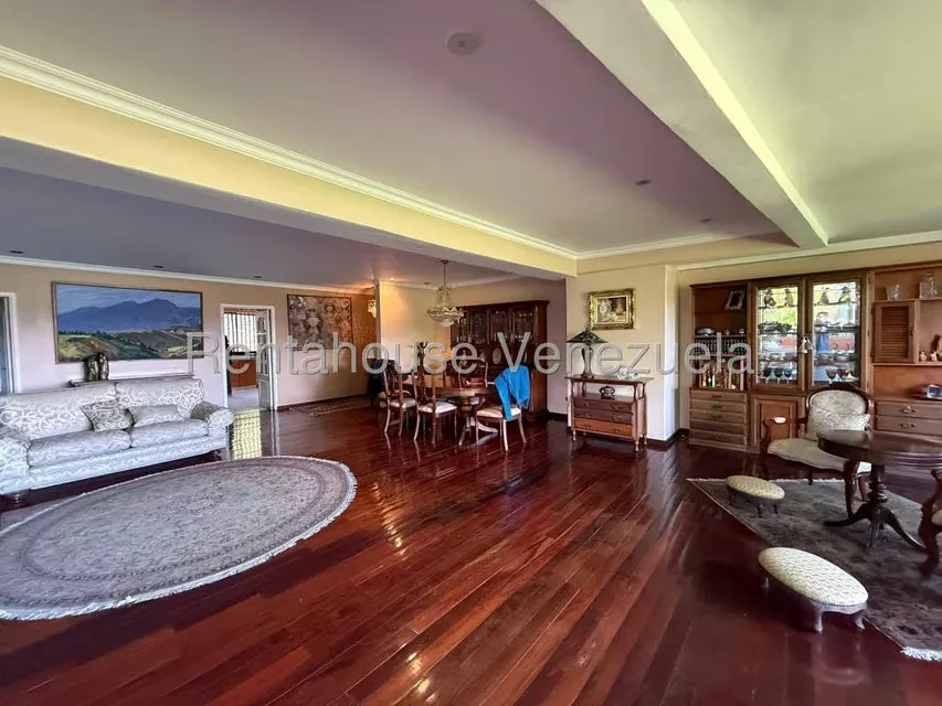 Apartamento (Duplex) en Venta en Alto Hatillo, Distrito Metropolitano - 4