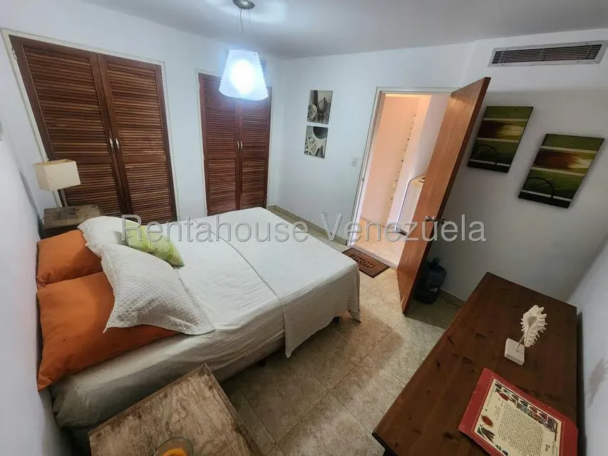 Apartamento (1 Nivel) en Venta en Carenero, Miranda - 20