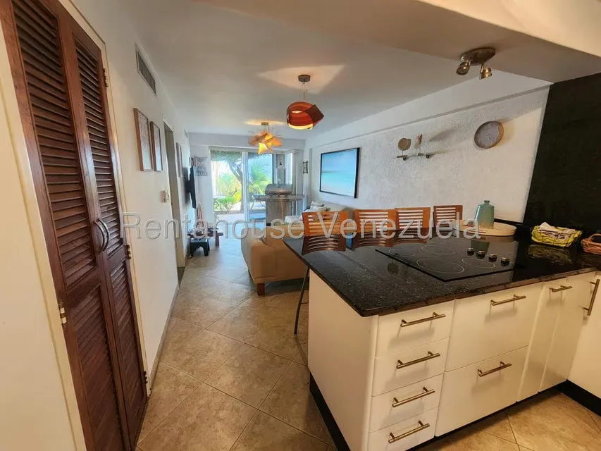 Apartamento (1 Nivel) en Venta en Carenero, Miranda - 31