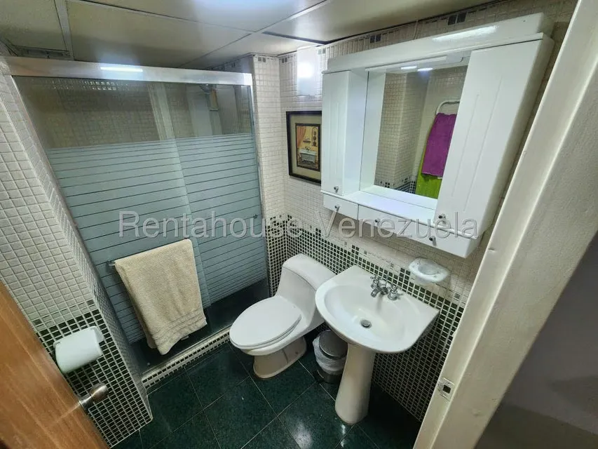 Apartamento (1 Nivel) en Venta en Carenero, Miranda - 38
