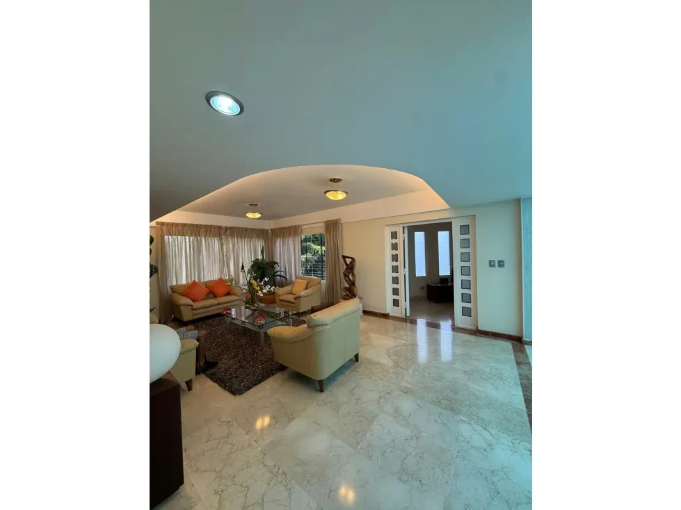 SE VENDE CASA EN LOS NARANJOS - 12