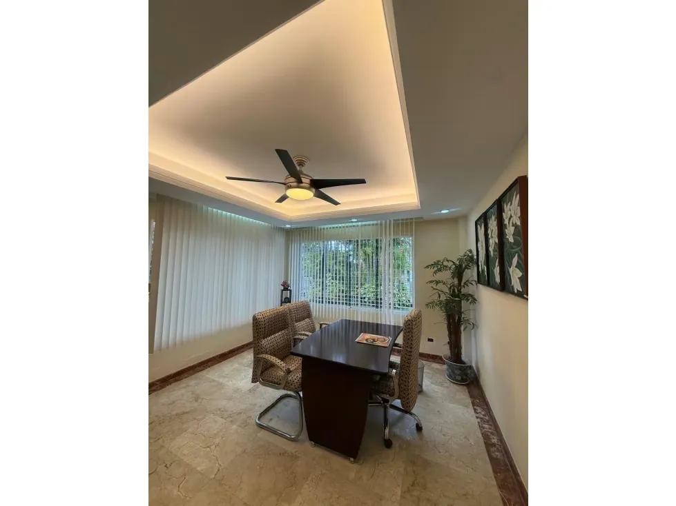 SE VENDE CASA EN LOS NARANJOS - 23