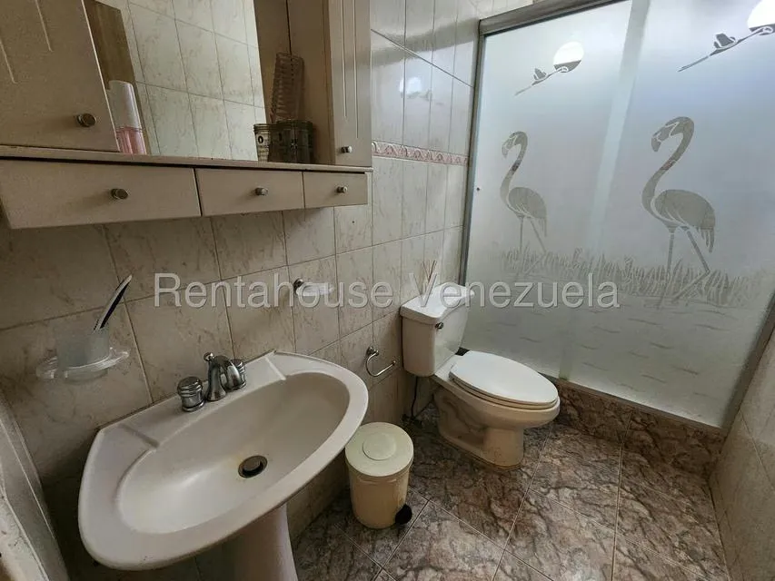 Apartamento (1 Nivel) en Venta en El Bosque, Distrito Metropolitano - 17
