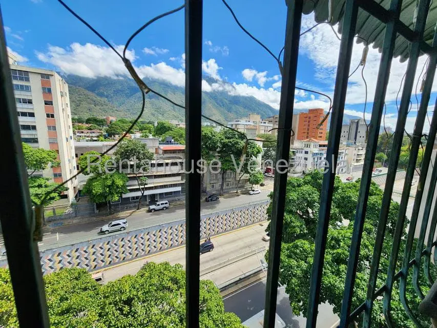 Apartamento (1 Nivel) en Venta en El Bosque, Distrito Metropolitano - 5