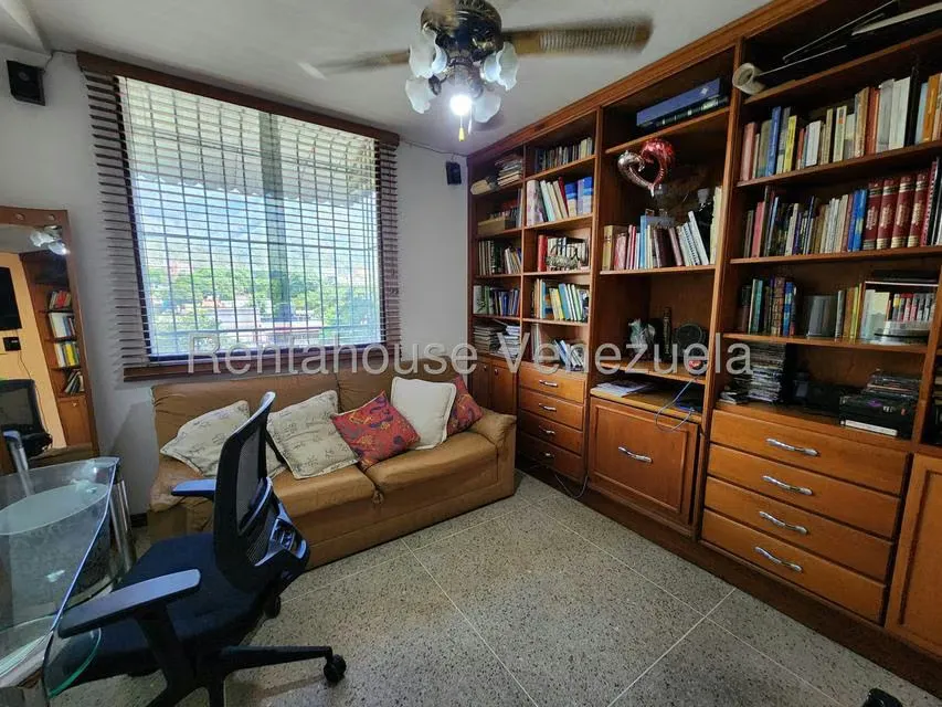 Apartamento (1 Nivel) en Venta en El Bosque, Distrito Metropolitano - 10