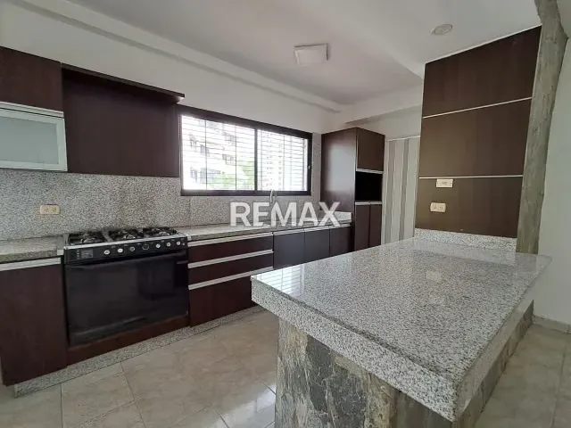 134 m2 Venta Apartamento en los Mangos Valencia Planta 100 y agua piso bajo - 7