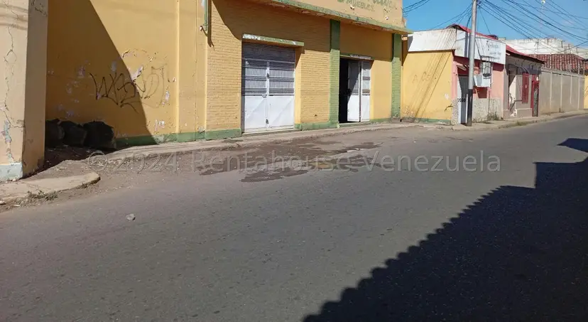 Comercial (Galpon - Deposito) en Venta en Centro, Falcon