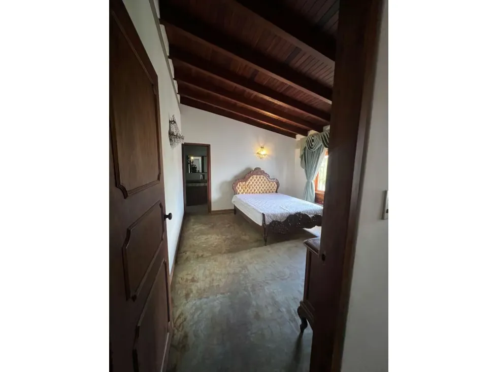 Vendo casa 420m2 La Lagunita 5880 - 10