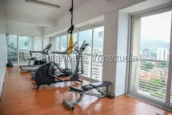 Apartamento (1 Nivel) en Alquiler en Santa Eduvigis, Distrito Metropolitano - 19