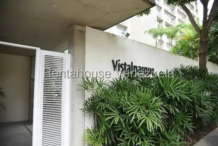 Apartamento (1 Nivel) en Alquiler en Santa Eduvigis, Distrito Metropolitano - 2