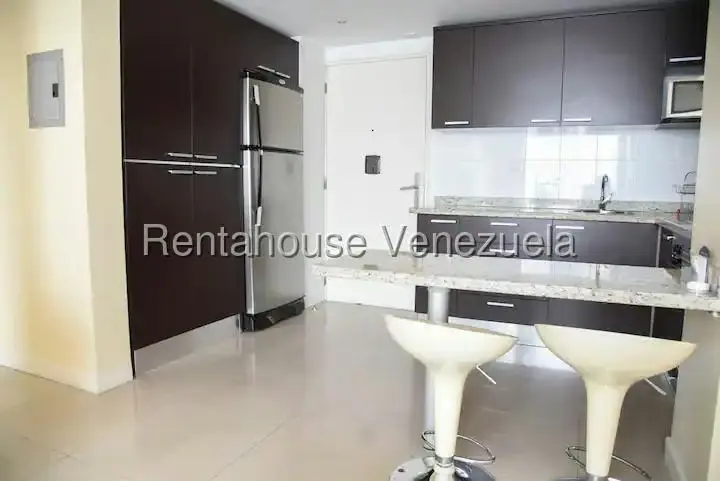 Apartamento (1 Nivel) en Alquiler en Santa Eduvigis, Distrito Metropolitano - 10
